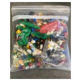 Misc lego figurines, aligators, horse,dinosaur and more.