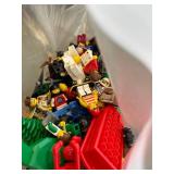 Misc lego figurines, aligators, horse,dinosaur and more.