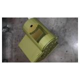 Litter Box Enclosure for Easier Handling of Cat Litter, Enclosed Design, Easy to Clean, Prevent Sand Leakage, Easy Assembly and Large Space, with Cat Litter Scoop and Motion-Sensor Light (Green)