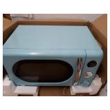 Galanz GLCMKA07BER-07 Retro Microwave Oven, LED Lighting, Pull Handle Design, Child Lock, Bebop Blue, 0.7 cu ft