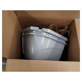 Van Ness Corner Enclosed Cat Pan, Silver, Large (CP9)