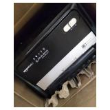 12-sheet high security micro cut paper, CD and credit card Svredder with pullout Basket