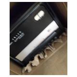 12-sheet high security micro cut paper, CD and credit card Svredder with pullout Basket