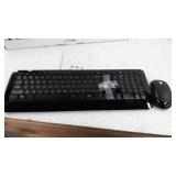 Microsoft Wireless Desktop 850 with AES (PY9-00001),Black