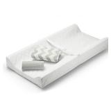 Summer Infant Basic Changing Essentials Kit with Changing Pad, Cover, and Waterproof Liner, Chevron (3 Piece Set)