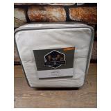 Scott Living Lustrous 450 Thread Count Micro-Cotton Sheet Set or Pillowcase Set, White, FULL SET