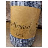 The Timeless Classics by Home Collection Premium Ultra Soft Pattern 4 Piece Bed Sheet Set - Queen Bedding