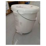 RUST-OLEUM 291070 55 lb. Gray Concrete Patch Damaged