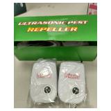 Ultrasonic Pest Repeller Pack of 6, Pest Control Ultrasonic Repellent Electronic Insects Rodents Repellent for Mosquito, Mouse, Cockroaches,Rats,Bug, Spider, Ant, Flies