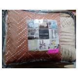 Madison Park - Claire 6-Pc. Quilted  Coverlet Set - Full/Queen - Retail: $83.99