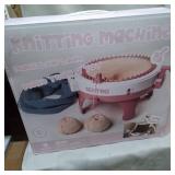 KNITTING MACHINE 48 NEEDLES W/ ROW COUNTE & PLAIN / TUBE WEAVE CONVERSION KEY