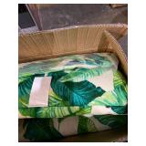 LVTXIII Indoor/Outdoor Square Tufted Wicker Seat Cushions Pack of 2, Patio Decorative Thick Chair Pads Seat Cushions Set for Patio Garden Home, 19x19x5, Swaying Palms Capri