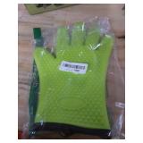 AYL Silicone Cooking Gloves - Heat Resistant Oven Mitt for Grilling, BBQ, Kitchen - Safe Handling of Pots and Pans - Cooking & Baking Non-Slip Potholders - Internal Protective Cotton Layer