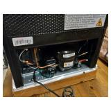 Whynter - 1.1 Cu. Ft. Upright Freezer - Black- Retail $157.51