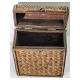 Wicket Baskets (2 w/lids)