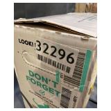 Purina Tidy Cats Low Dust Clumping Cat Litter, LightWeight Free & Clean Unscented, Multi Cat Litter, 17 lb. Box