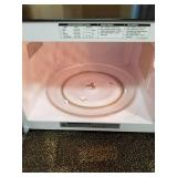 BLACK+DECKER EM031MB11 Digital Microwave Oven with Turntable Push-Button Door, Child Safety Lock, 1000W, 1.1cu.ft, Stainless Steel, 1.1 Cu.ft