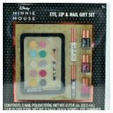 Centric Beauty - Disney Minnie Mouse - Eye Lip & Nail 7 Pcs Gift Set -