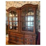 China cabinet 89 X 70 X 19 (matches lot 1000)