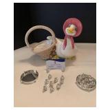 Ceramic duck and duckling place card holders