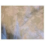 Queen bedspread and shams