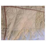 Queen bedspread and shams