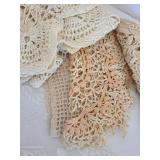 Various doilies and more