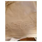 Various doilies and more