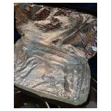 Pyrex 9x13 pans, one has insulated case, one is chipped, glass bowls, pie plate