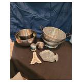 Stainless mixing bowls, spoon rest and more