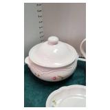 Pfaltzgraff soup tureen, tea pot, creamer and 2 small platters