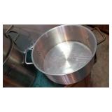 Denmark stockpot w/steamer and stock pot