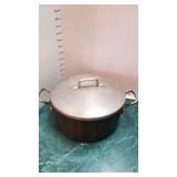 Magnalite stock pot and 2 quart sauce pan