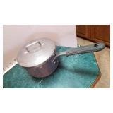 Magnalite stock pot and 2 quart sauce pan