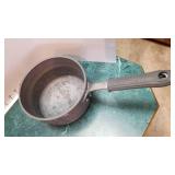 Magnalite stock pot and 2 quart sauce pan