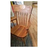 Pedestal claw foot oak table (30 x 72 x 48 not including leaves), 2 captain chairs, 4 chairs and 2 leaves (10" each)