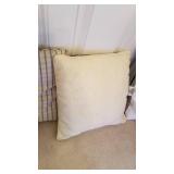 Decorative pillows