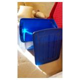 Decorative pillows with tub