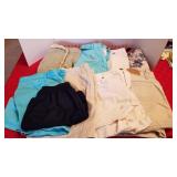 Ladies shorts Liz Clayborn, Tommy Hilfiger, Sonoma and more size 6 and 8