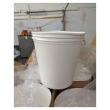 SOLO Cup Company 165 Oz Double Wrapped Unwaxed Paper Buckets, White, 100 count