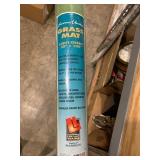 Scene Master Grass Mat Light Green 50"x100"