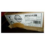 Grain Wood Furniture Montauk Queen Solid Wood Bed RUSTIC OFF WHITE (2 BOXES)