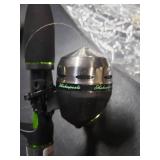 Shakespeare Ugly Stik GX2 Youth Spincast Reel