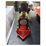 Classic Train Holiday Model