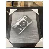 Americanflat 16x20 Poster Frame in black