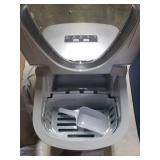 Frigidaire Ice Maker