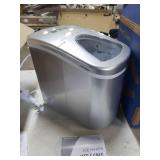 Frigidaire Ice Maker