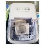 Igloo Automatic Ice Cube Maker