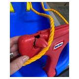 Little Tikes 2-in-1 Snug N Secure Swing