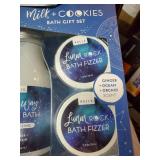 Milk and cookies bath gift set